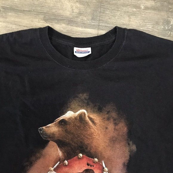 Menchego Bear Spirit Native American Graphic‎ Black T-Shirt Men Size XL y2K - Picture 5 of 8